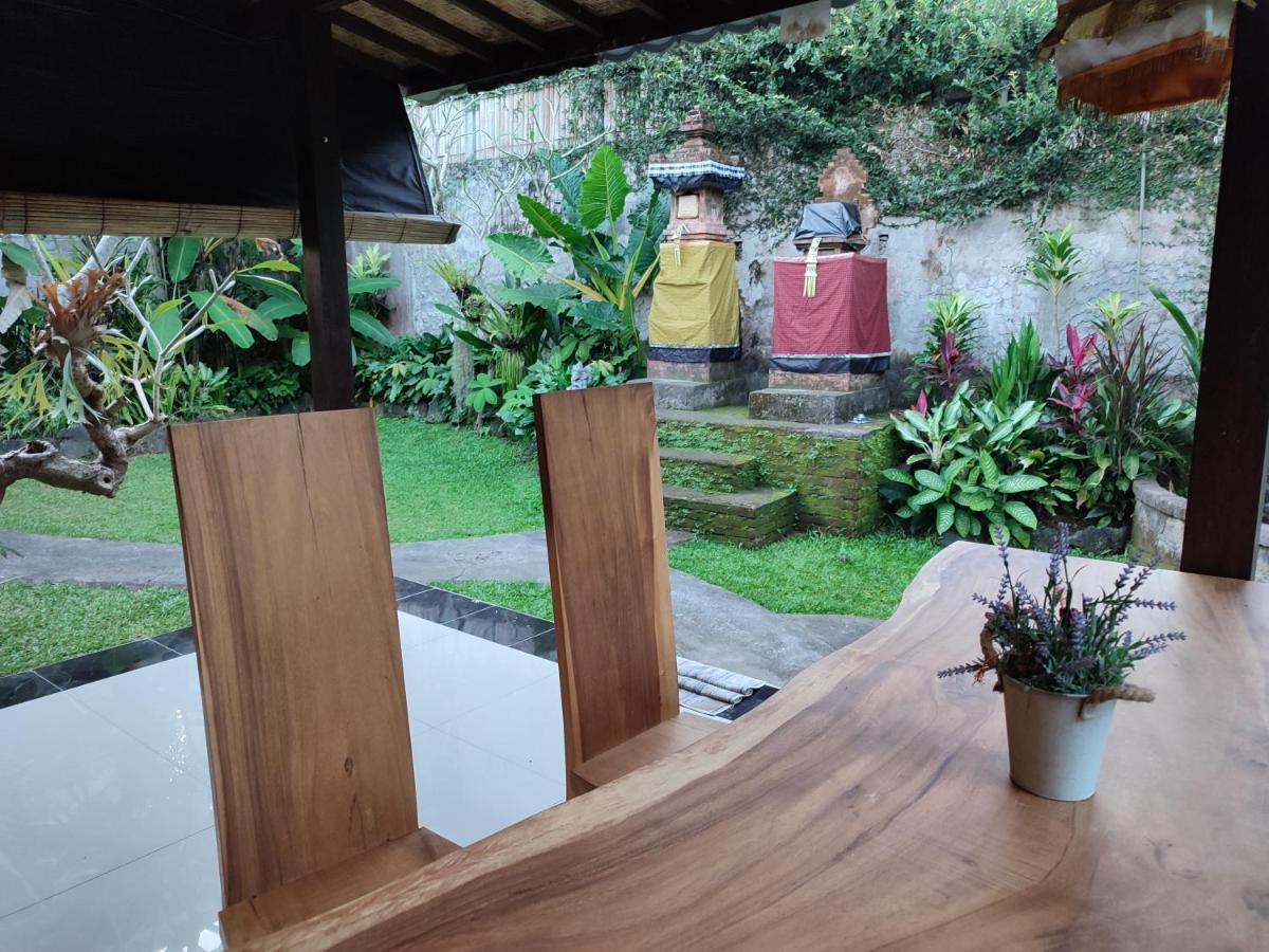 Bhuana Shanti Homestay Ubud Exteriör bild