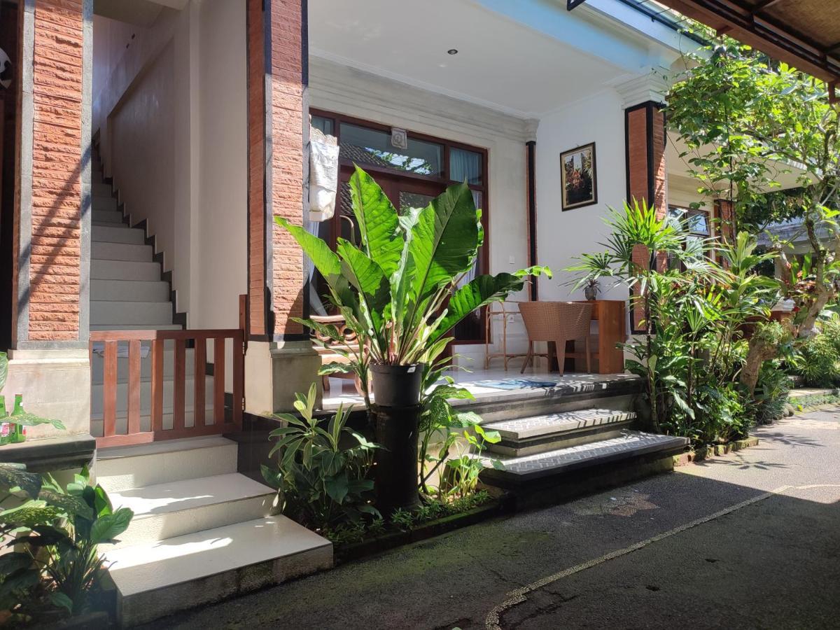 Bhuana Shanti Homestay Ubud Exteriör bild